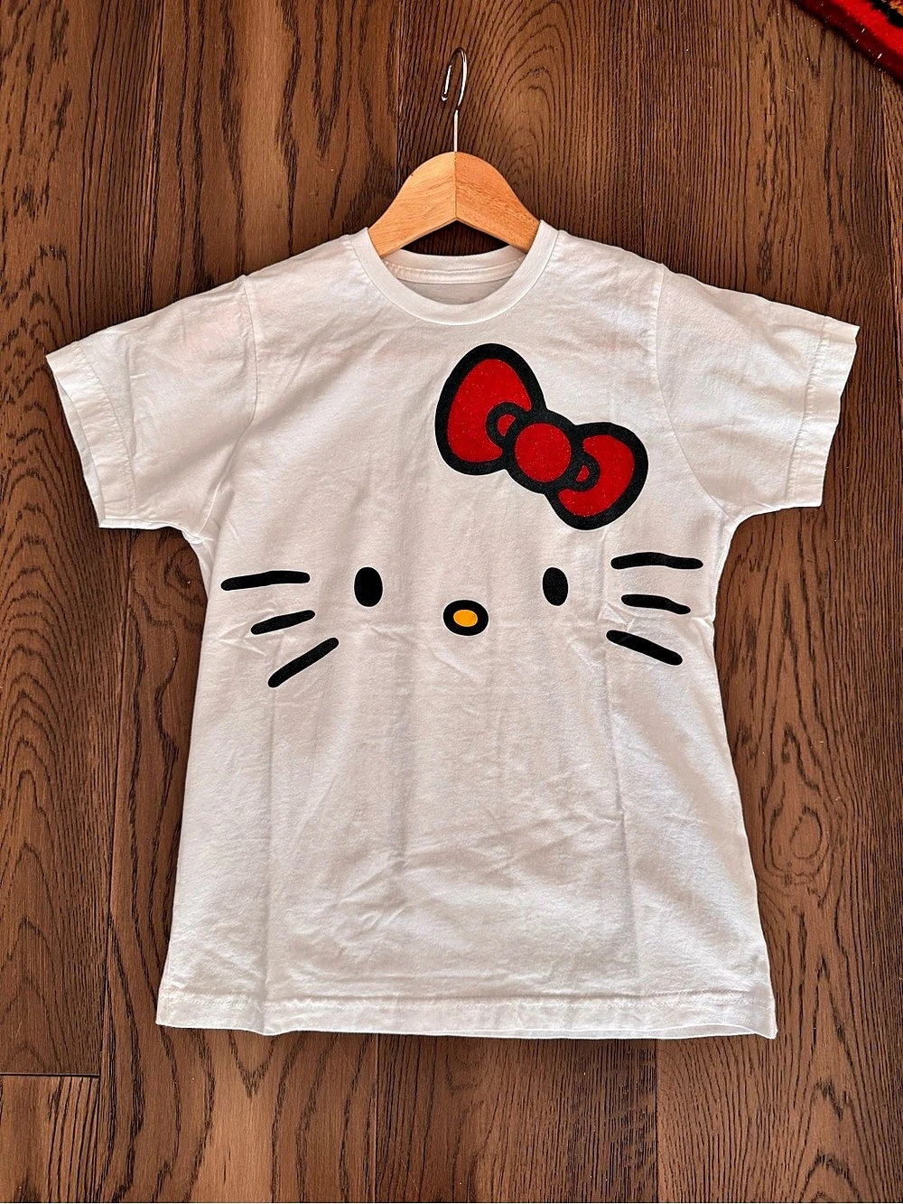 Universal Studios Hello Kitty Graphic Tee